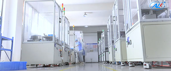 435162132033477.jpg 關(guān)于我們內(nèi)頁(yè)8.jpg